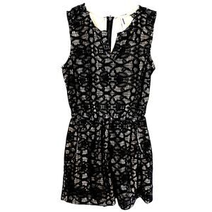 Xhilaration Women's Dress Shorts XS Black Misses Size 0 2 Formal Cocktail Party